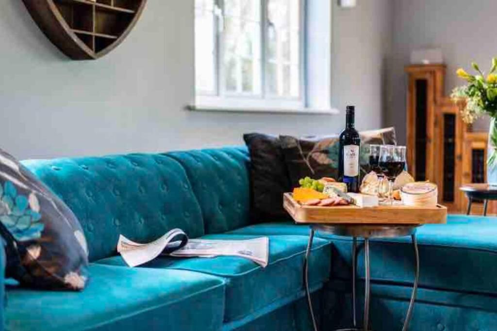 Langford Farmhouse - New Forest National Park Luxury 4Bd, Hot Tub, Cinema, 10 Acres Bartley Exterior foto