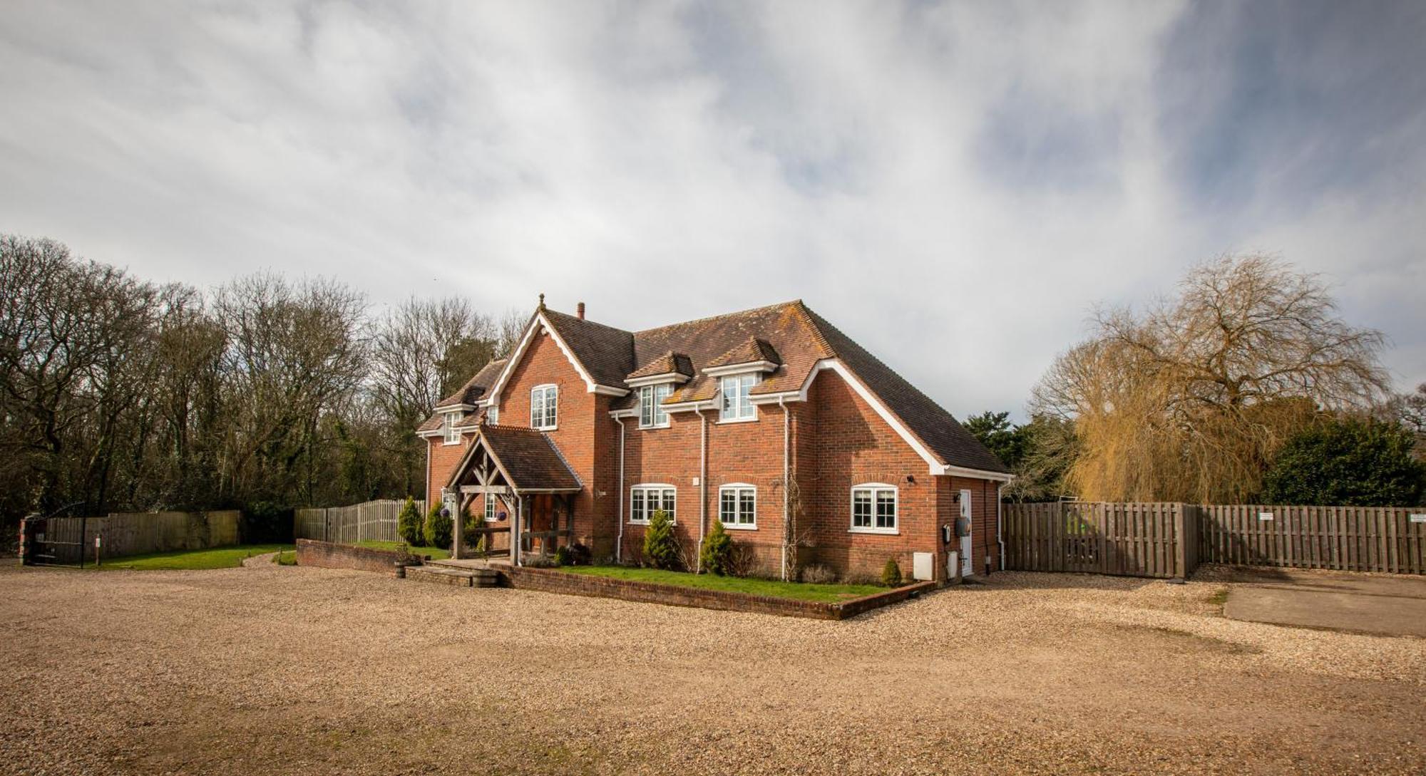 Langford Farmhouse - New Forest National Park Luxury 4Bd, Hot Tub, Cinema, 10 Acres Bartley Exterior foto